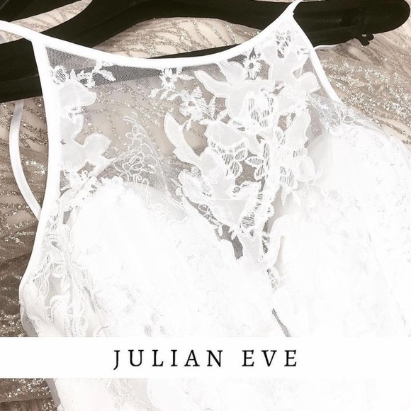 Wedding Dress - Picture 7 of 8